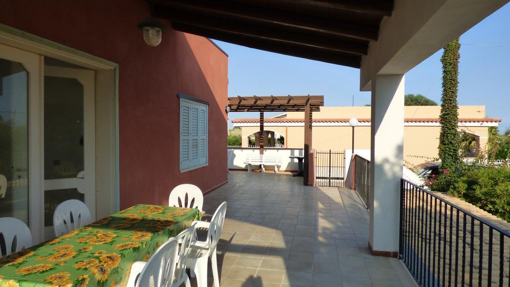 La Villa Rosa al Mare Pozzallo Esterno foto